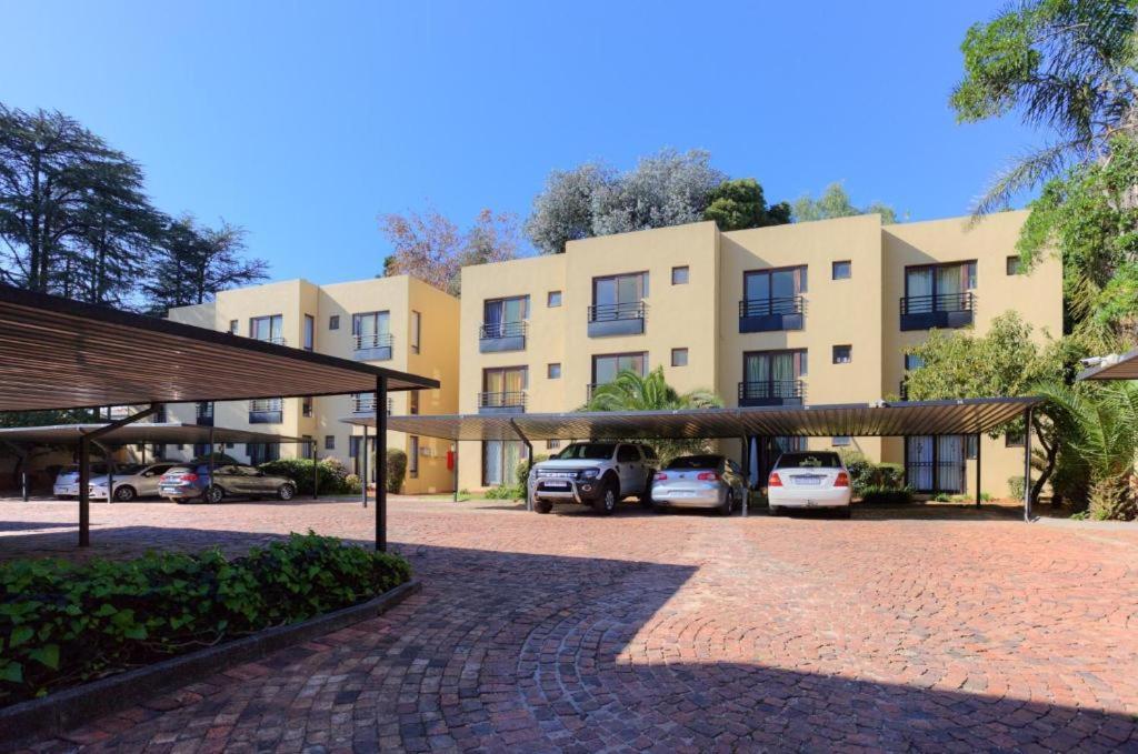The Apartment On Katherine Street In Central Sandton 요하네스버그 외부 사진