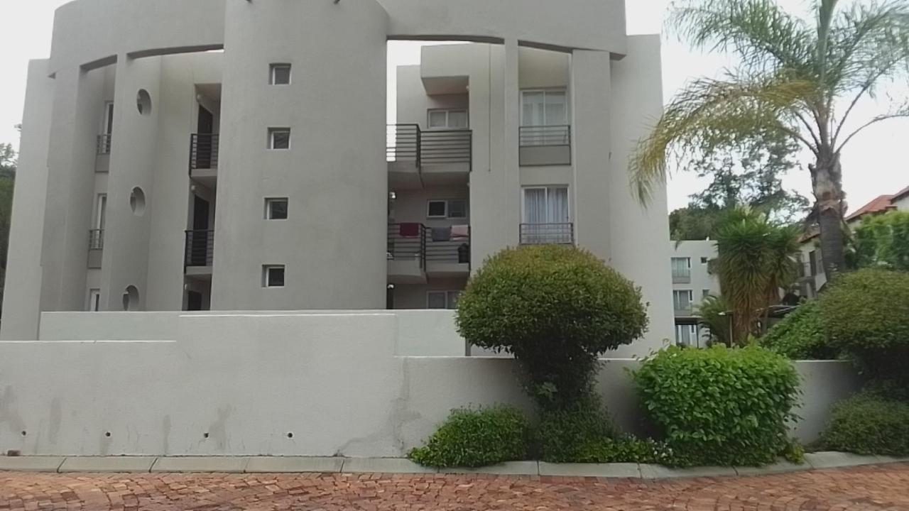 The Apartment On Katherine Street In Central Sandton 요하네스버그 외부 사진